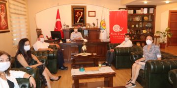 Uluslararası Slow Food Hareketi’nin onayından sonra Yeryüzü Pazarı kurulması için Tarsus Slow Food önderliğinde çeşitli kurumların işbirliğiyle protokol imzalandı.