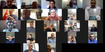 TBMM Plan ve Bütçe Komisyonu Başkanı, Eski Kalkınma Bakanı ve Mersin Milletvekili Lütfi Elvan, Odamız Meclis Toplantısına katıldı