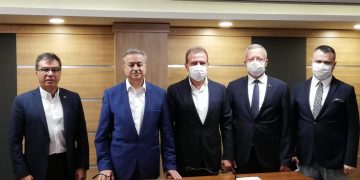 Tarsus Organize Sanayi Bölgesi ile Mersin Tarsus Organize Sanayi Bölgesi arasında ‘Kardeş OSB’ protokolü imzalandı.
