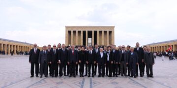 TARSUS TSO ANITKABİR’DE ATA’NIN HUZURUNDA