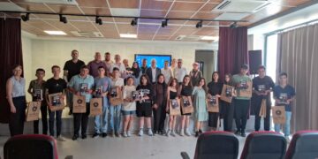 TOBB Mesleki ve Teknik Anadolu Lisesi’nde ilk karne sevinci yaşandı