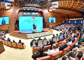 Koçak, Türkiye-Özbekistan İş Forumu’nda