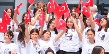 19 Mayıs Coşkusunu Öğrencilerle Birlikte Yaşadık