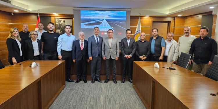 Koçak: “Tarsus’un Adı Çukurova Havalimanı ile Daha Fazla Anılmalı”